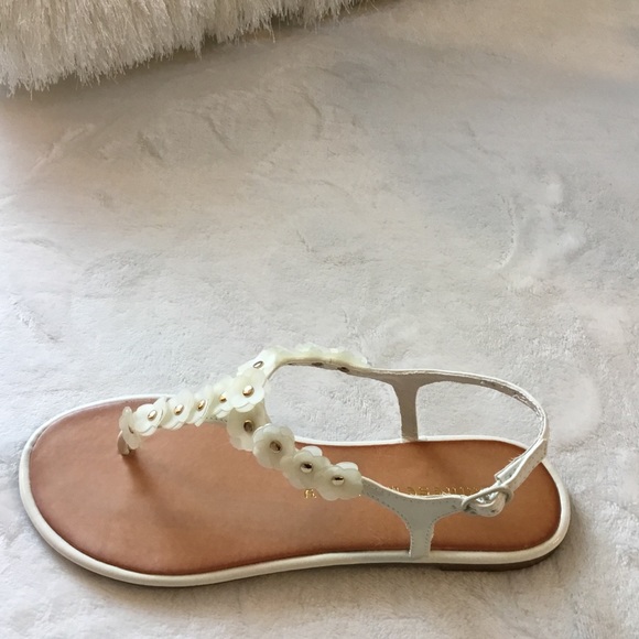 CHINESE LAUNDRY GARDEN PATENT FLATS Gently Used - Picture 6 of 8